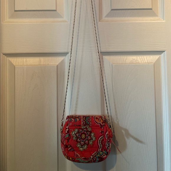 VERA BRADLEY "Call Me Coral" Print Convertible Saddle Bag - Picture 2 of 5